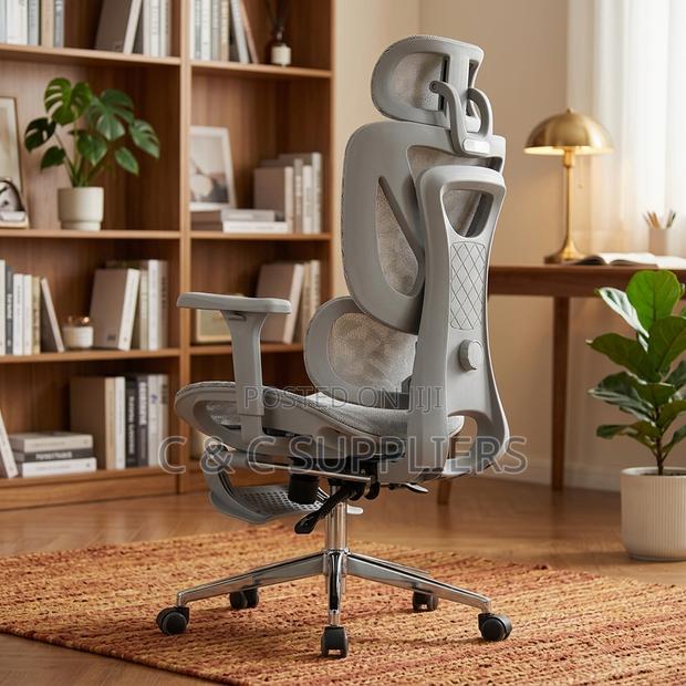 Modern White Ergonomic Study Chair. - thumbnail 8