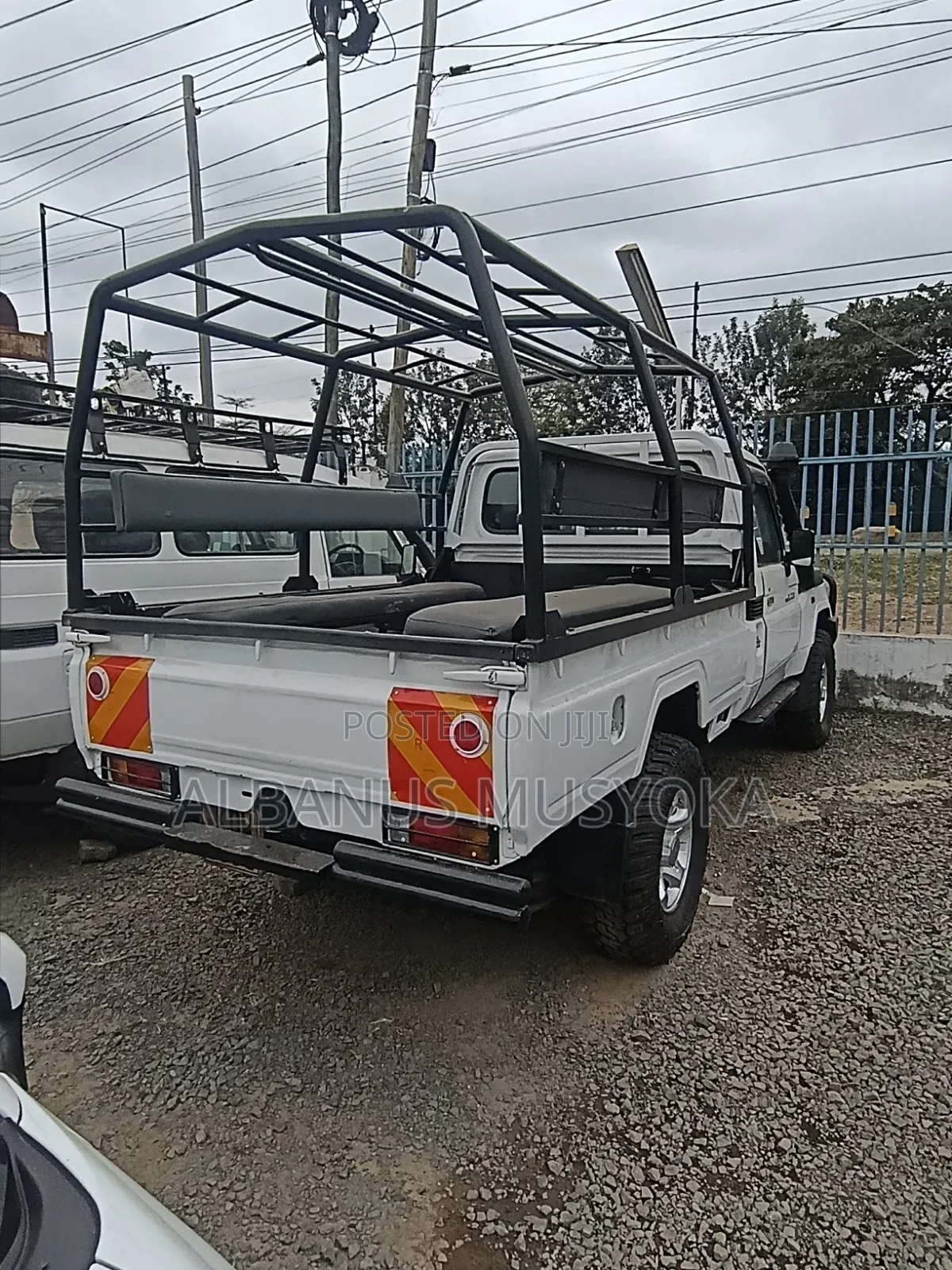 Toyota Land Cruiser 2016 White