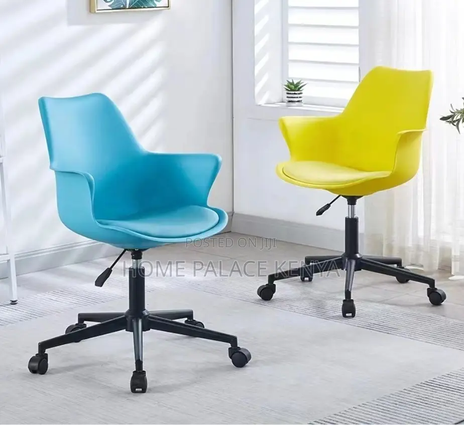 Dining Chair; Modern Nordic Plastic Dining Chair With Leather Cushion