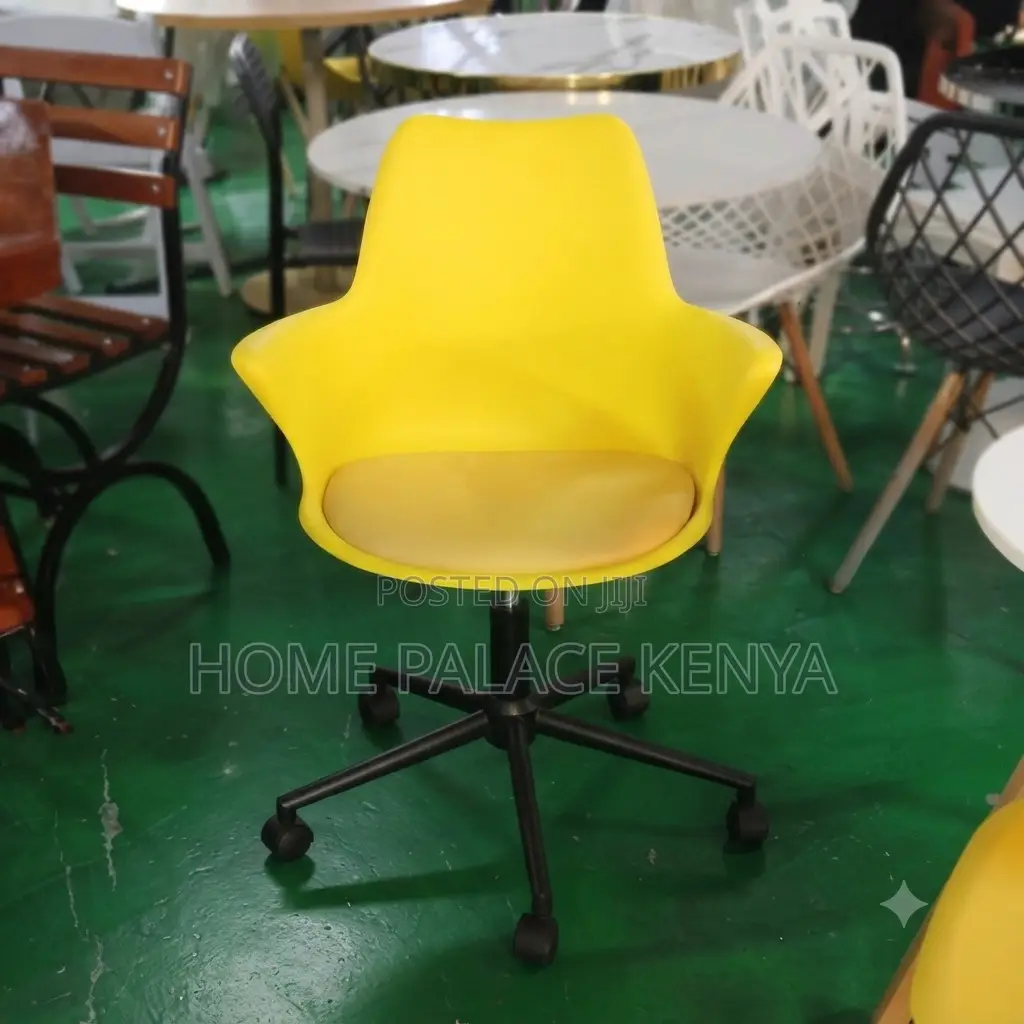 Dining Chair; Modern Nordic Plastic Dining Chair With Leather Cushion
