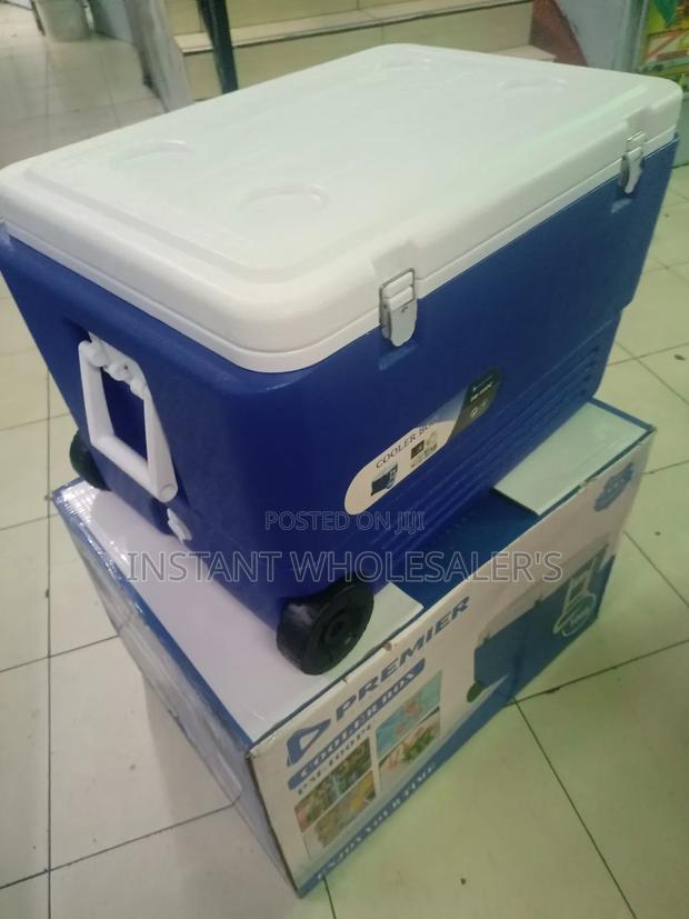 Quality Professional Cooler Box 100 Litres