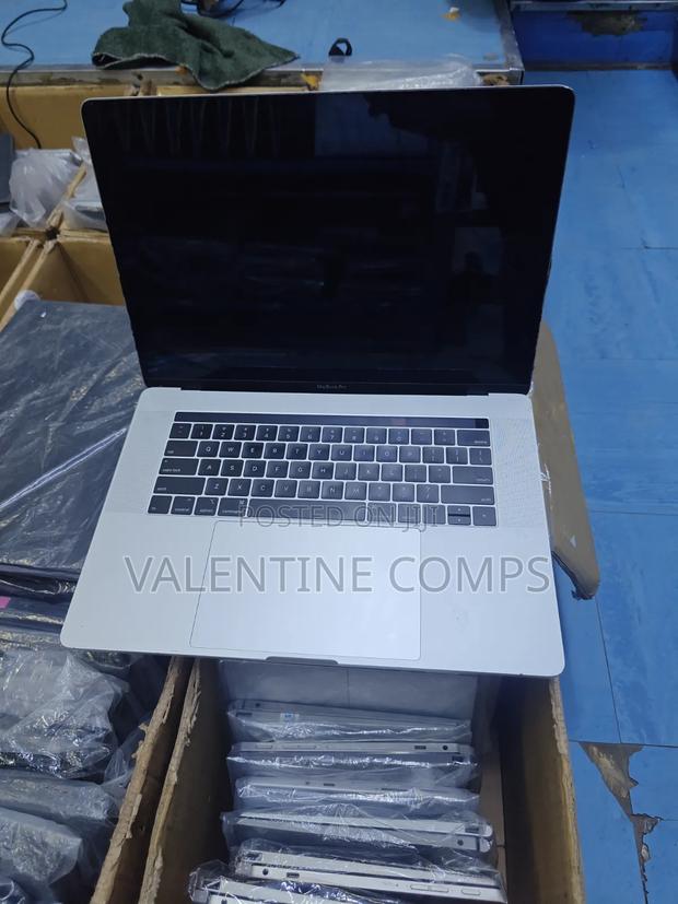 Laptop Apple MacBook Pro 16GB Intel Core i7 SSD 512GB - main view