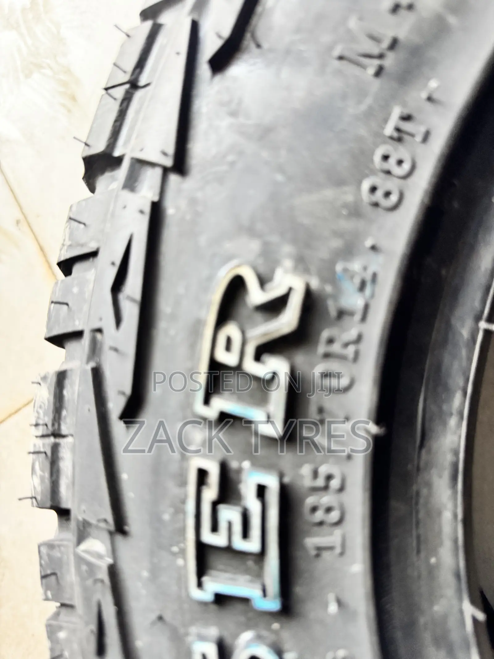185/70r14 a/T Comforser