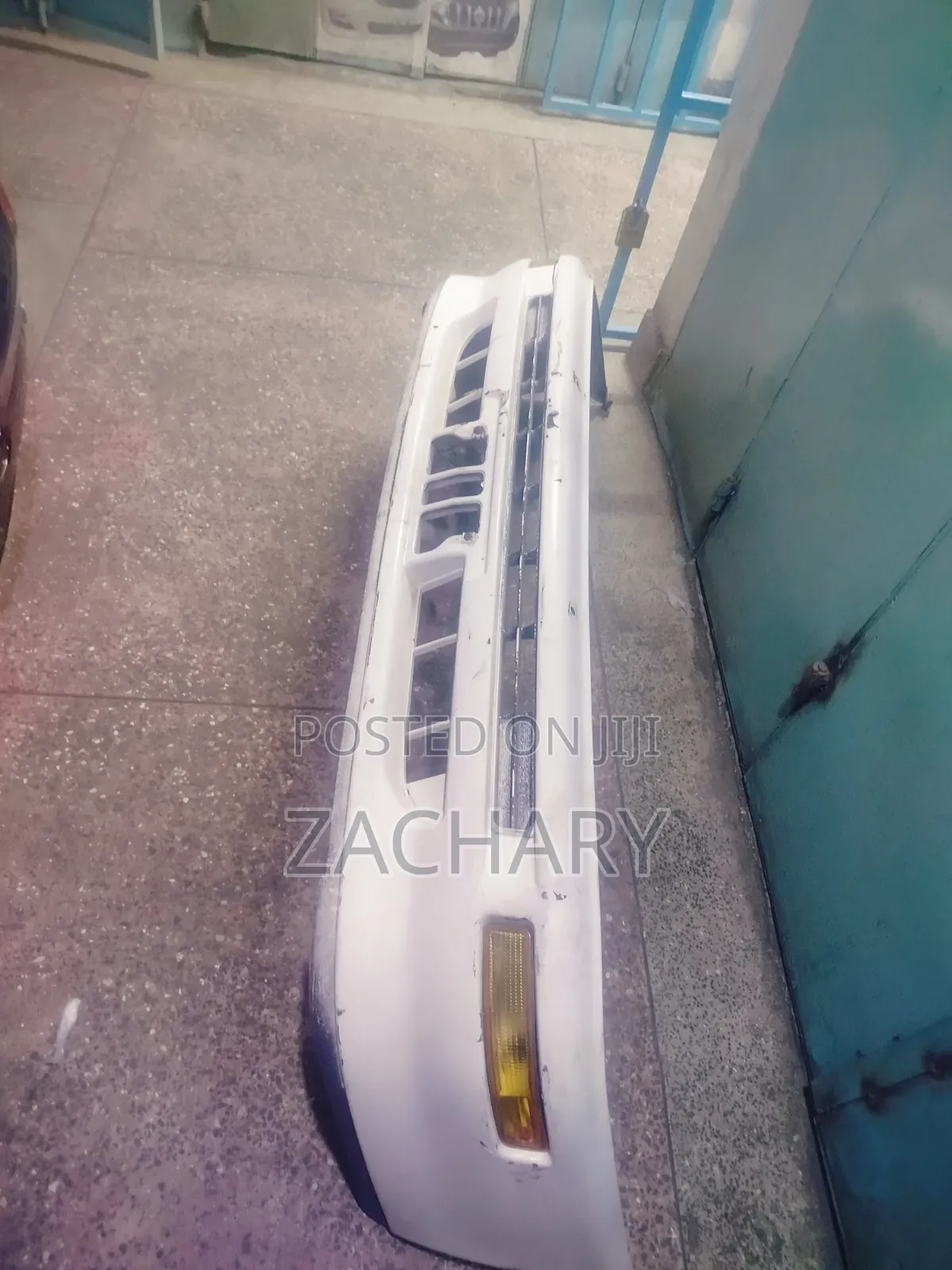 Toyota 102 Front Bumper