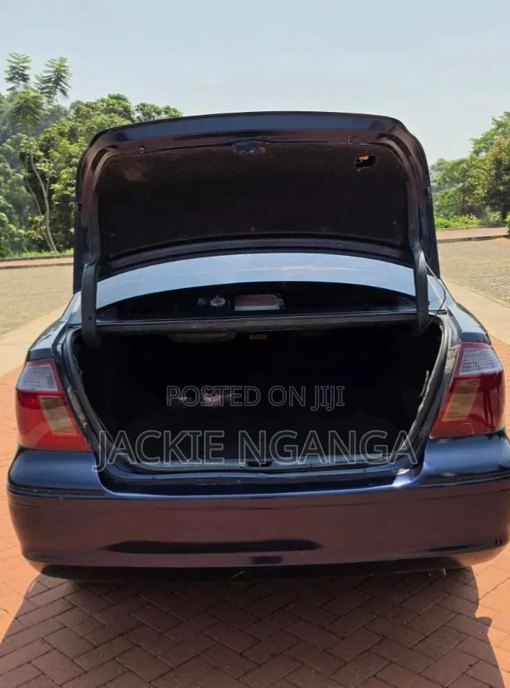 Toyota Premio 2006 Blue