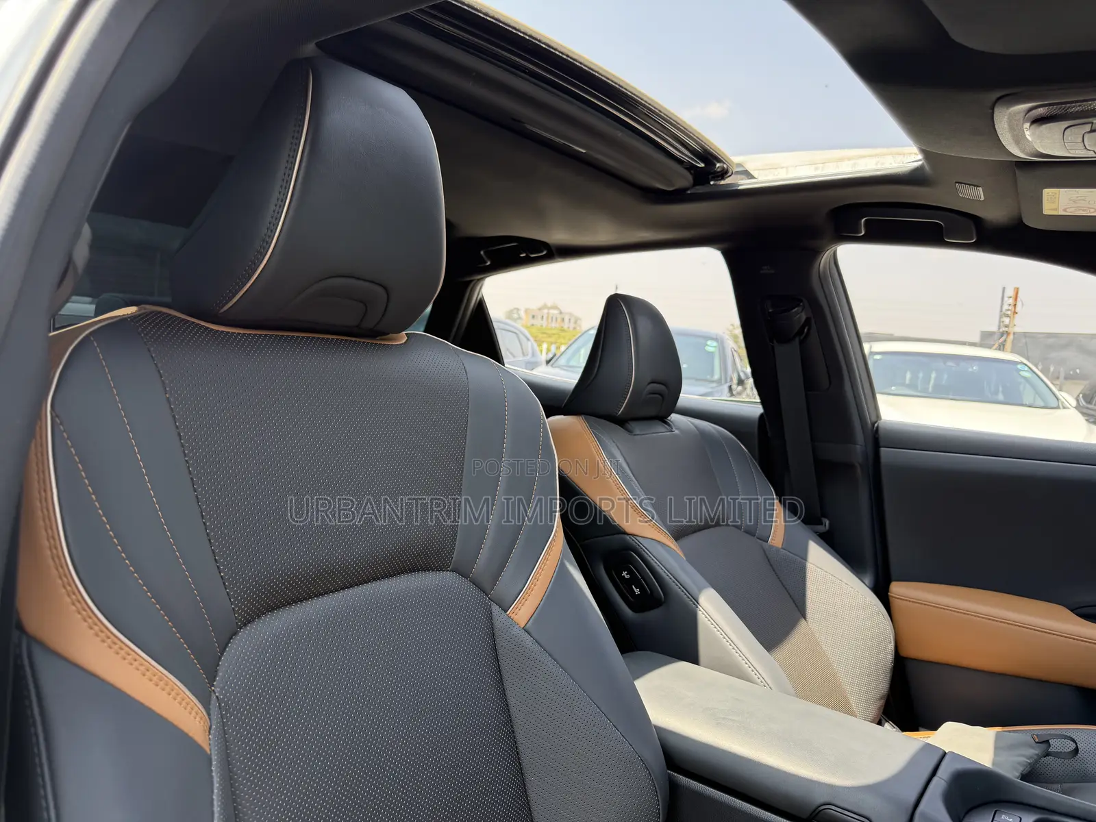 Toyota Crown Platinum 2023 White