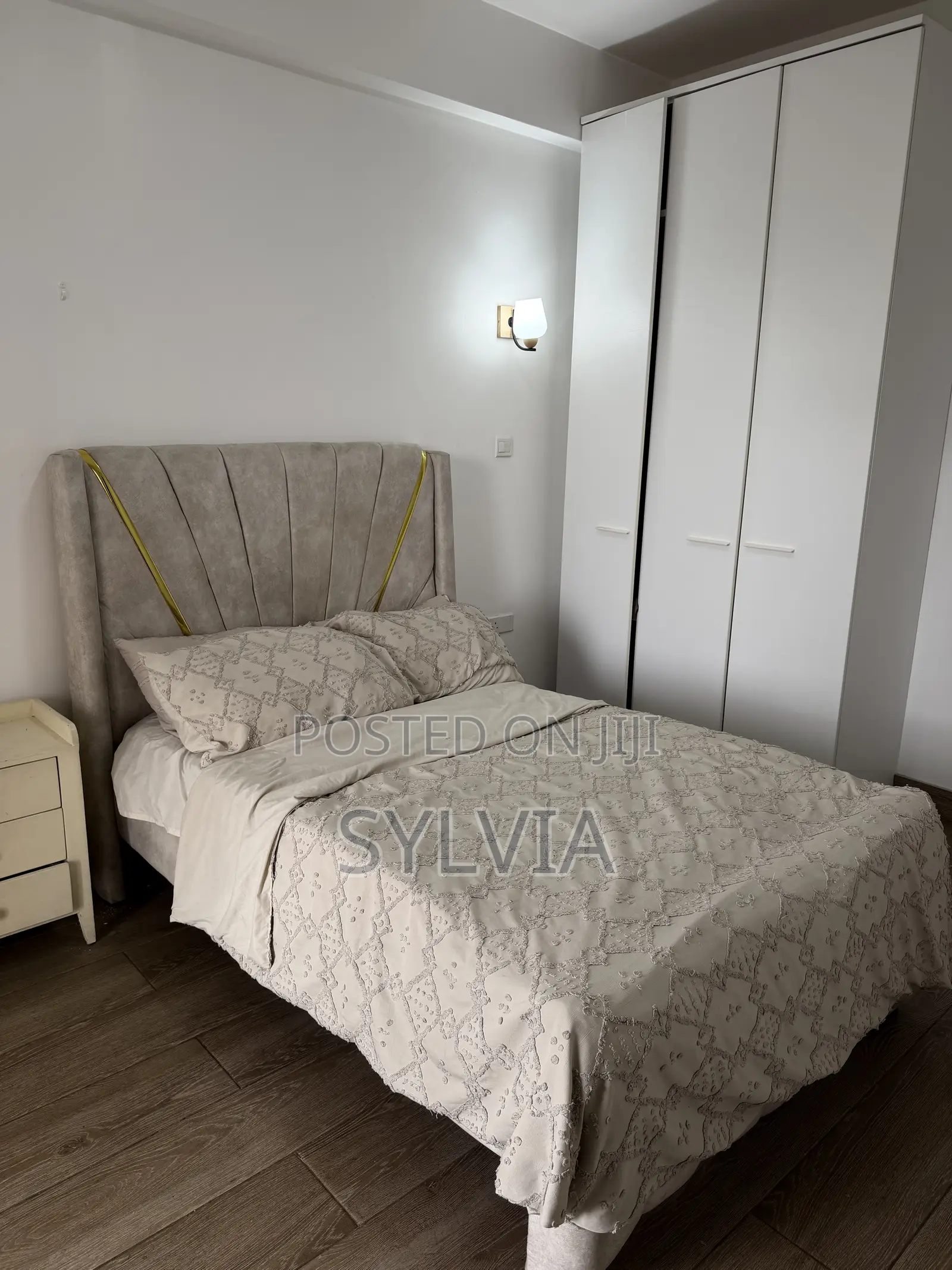 4 by 6 Bed + Dr Mattress (Mattress)