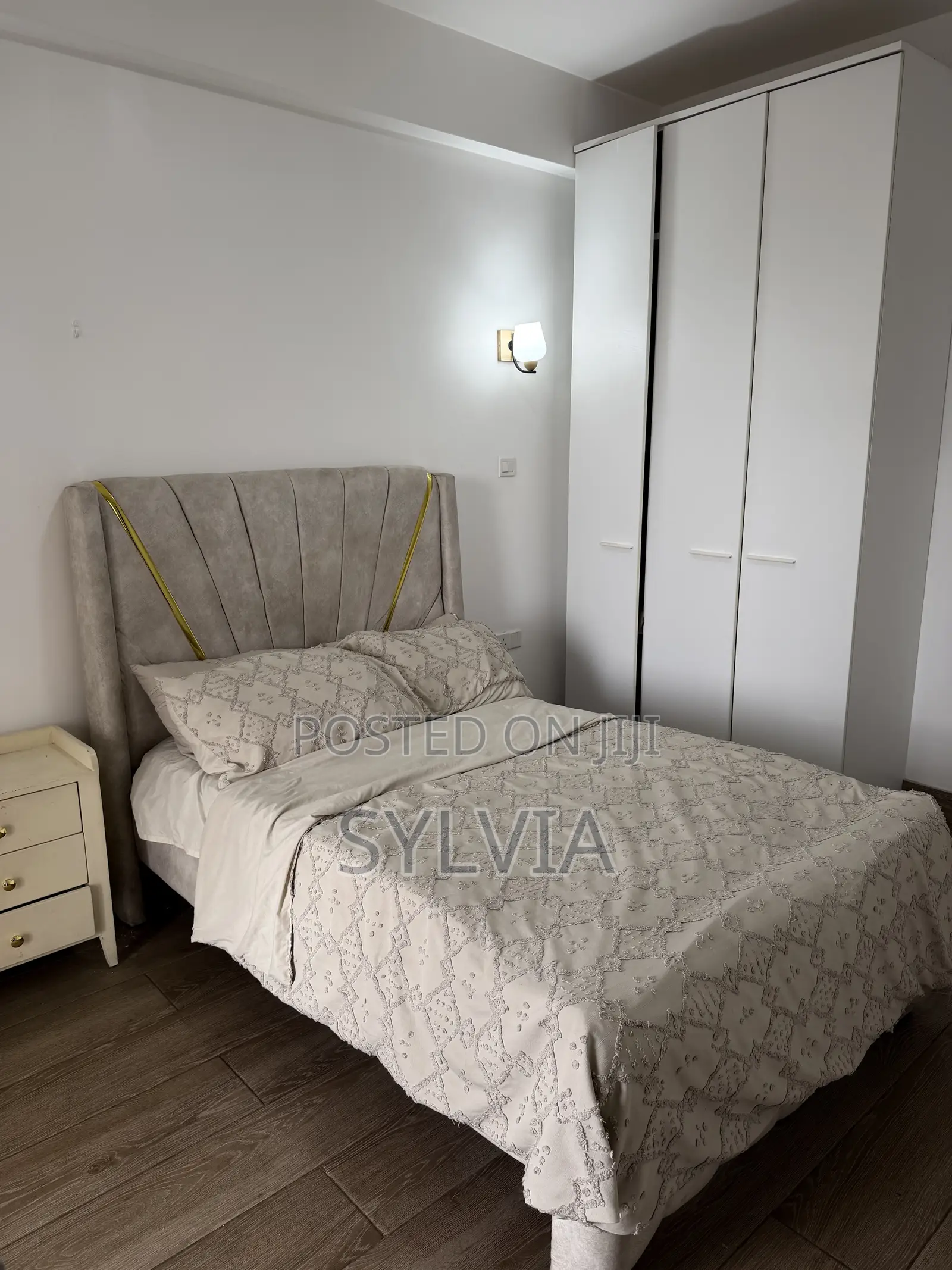 4 by 6 Bed + Dr Mattress (Mattress)