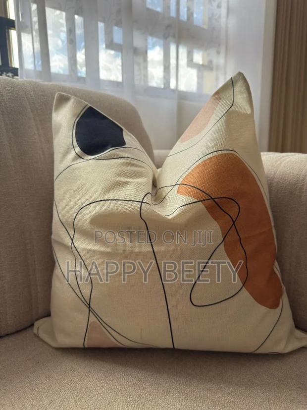 Good Fabric Throw Covers - thumbnail 4