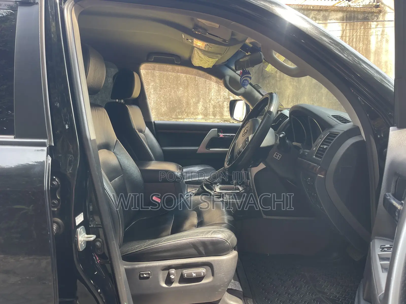Toyota Land Cruiser 2012 Black