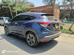 Honda Vezel 2017 Blue