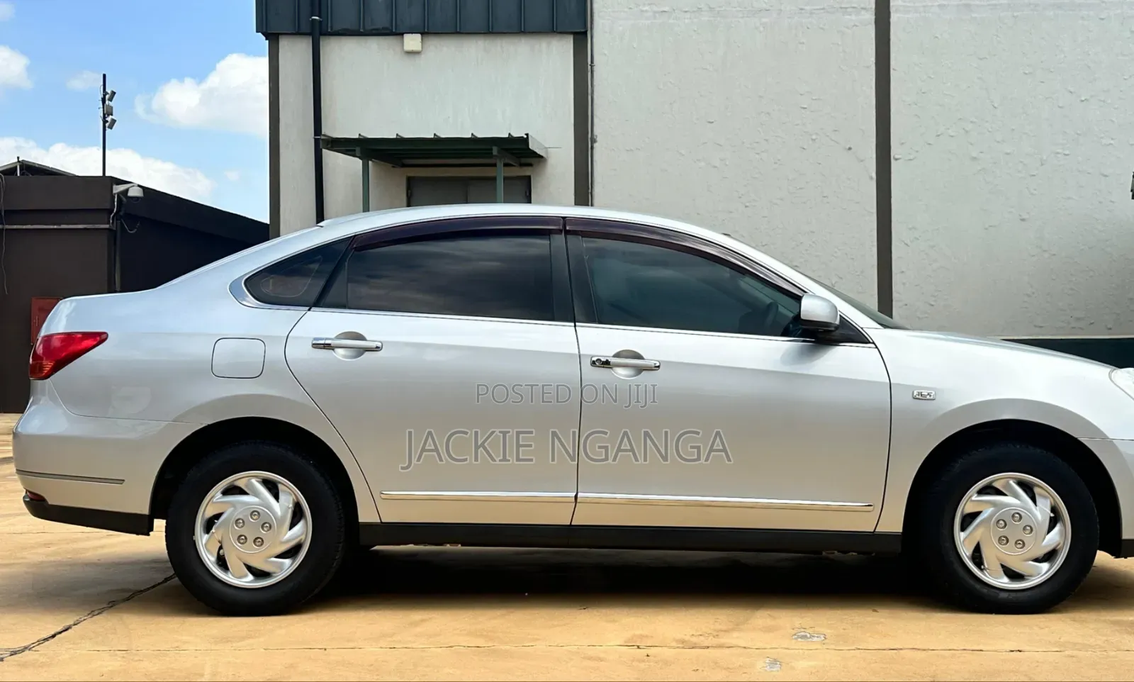 Nissan Bluebird 2011 Silver