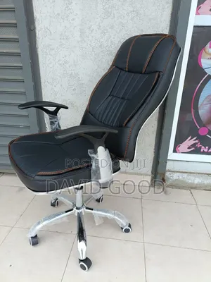 Two Gears Leather Chair