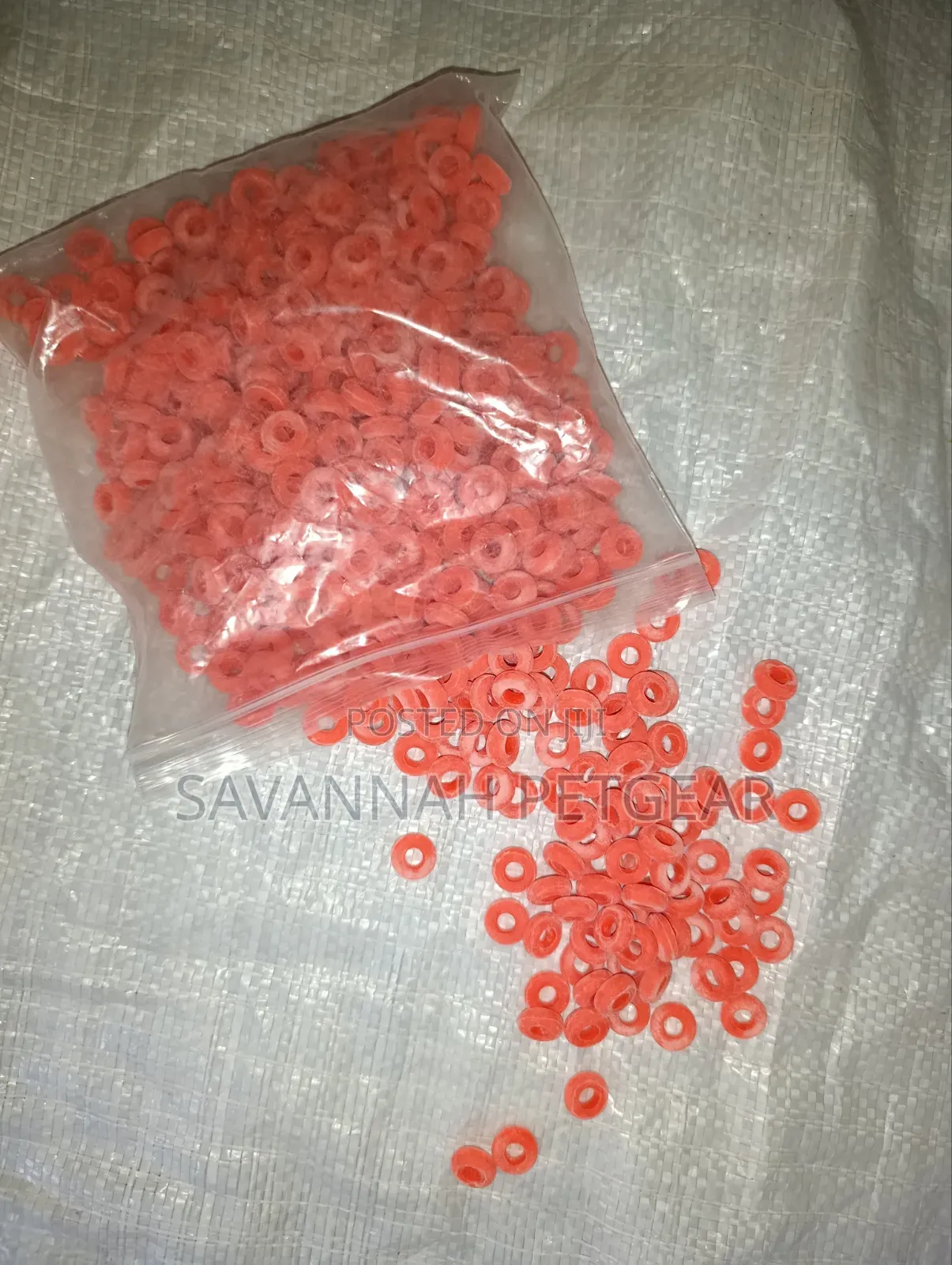 Castration Bands Elastic Rubber Castration Rings for Cows Sheep Cattle