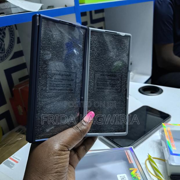 Samsung Fold 8 Ultra Back Cover With Magnetic Stand and Protector - thumbnail 3