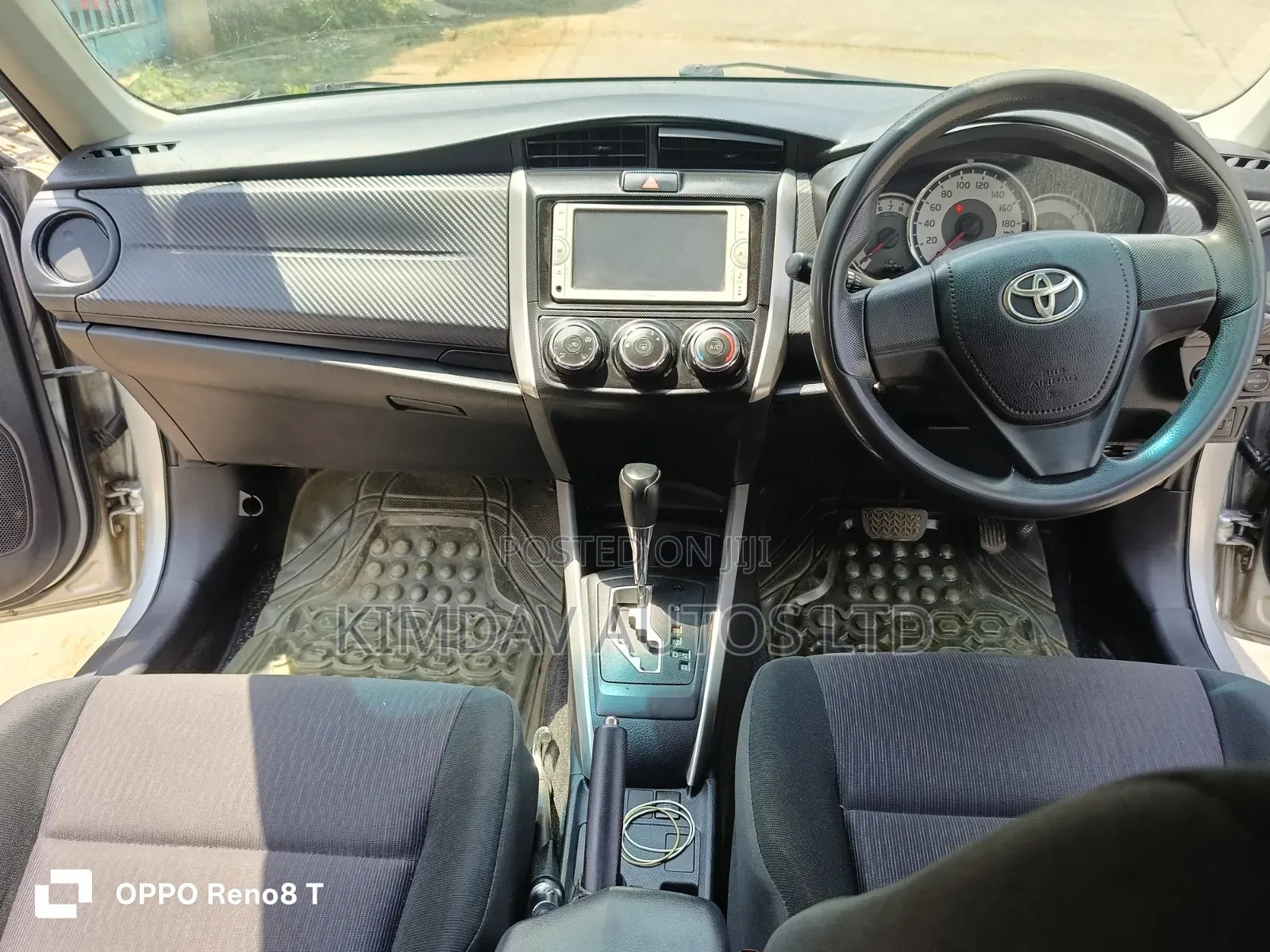 Toyota Corolla Fielder 2013 Silver