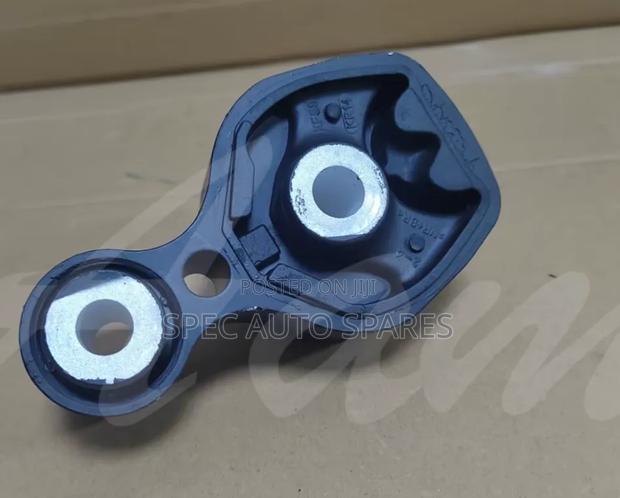 Dog Bone Cx5 Rear Torque Strut Mounting - thumbnail 2