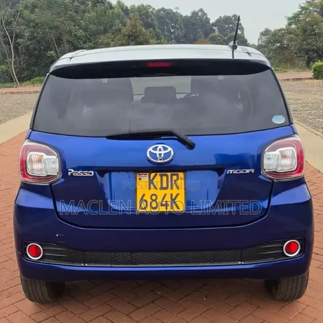 Toyota Passo 2017 Blue