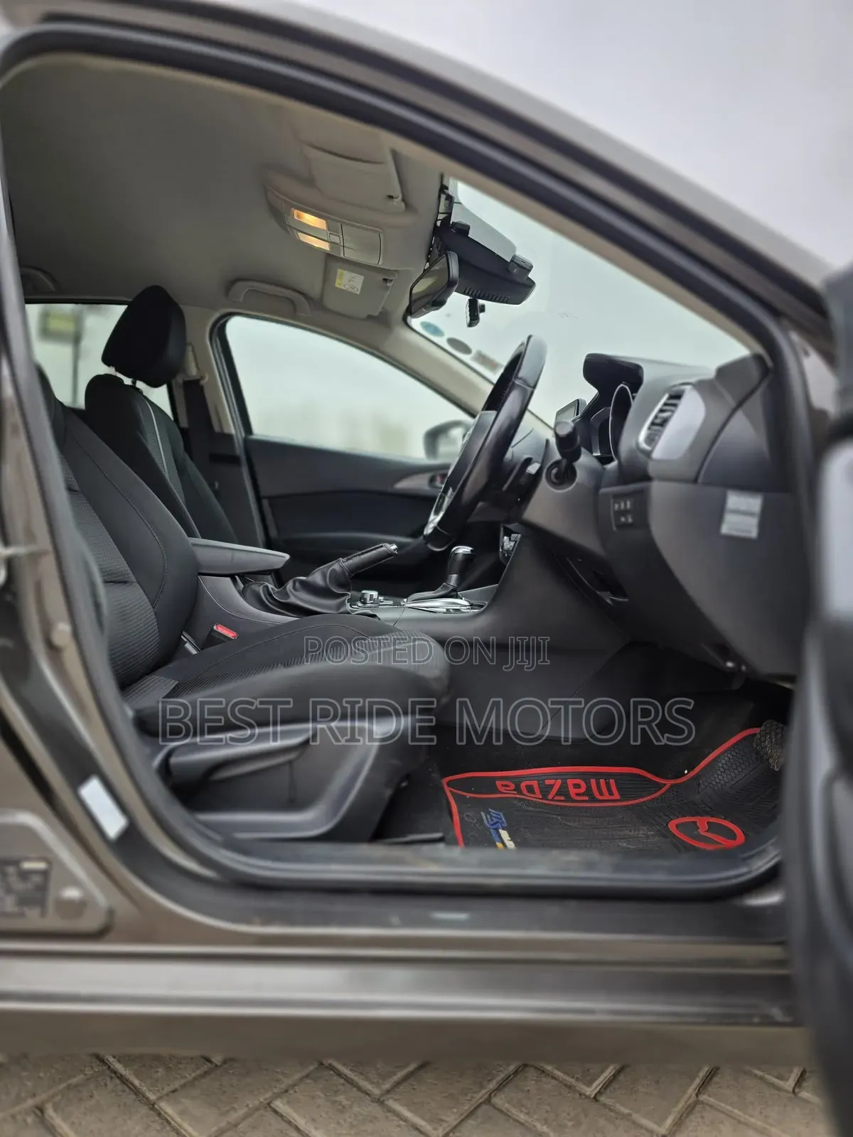 Mazda Axela 2018 Gray