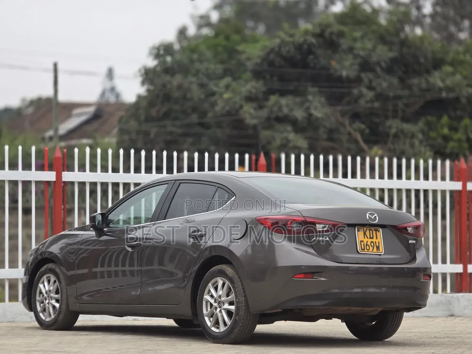 Mazda Axela 2018 Gray
