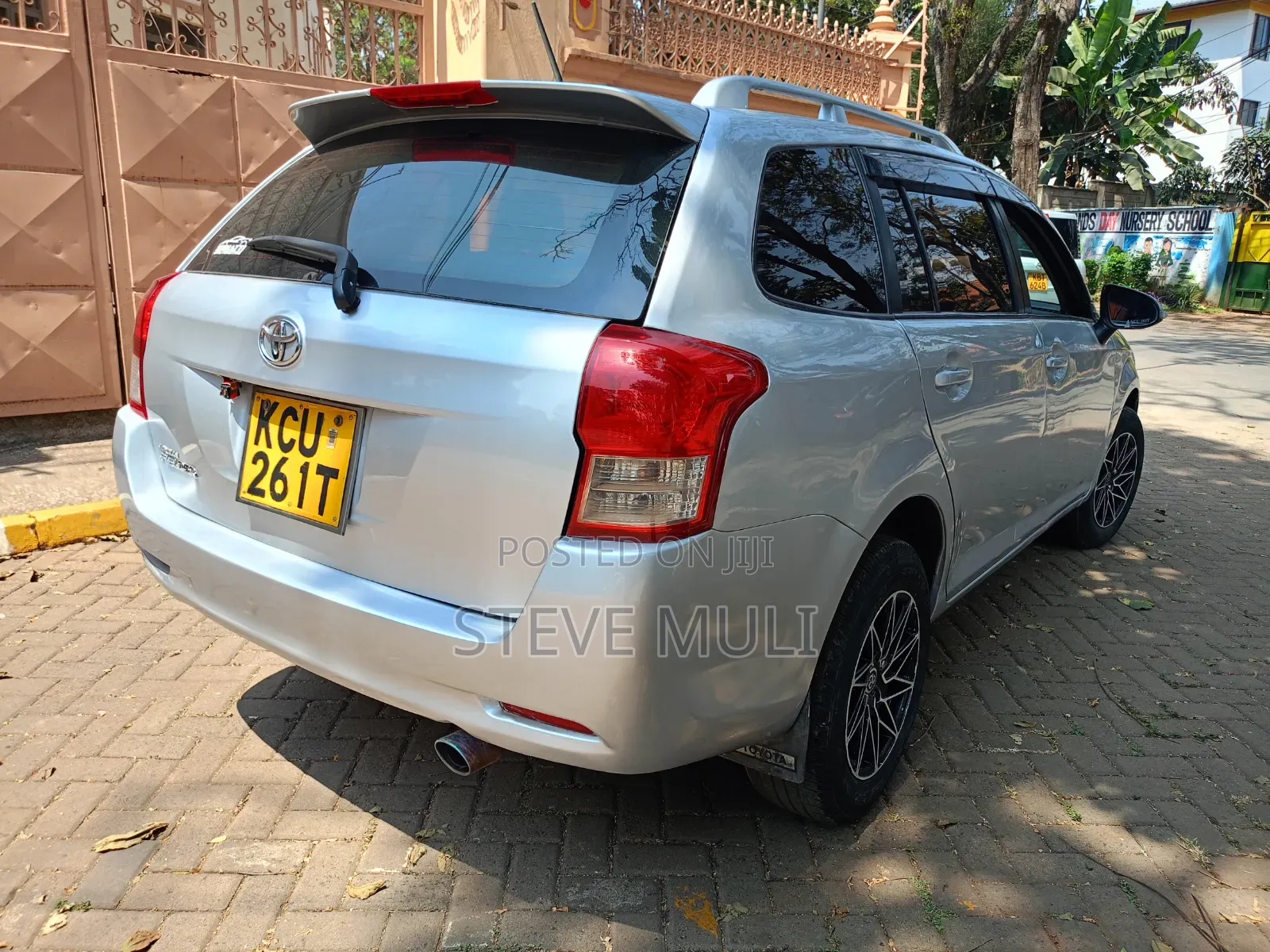 Toyota Corolla Fielder 2012 Silver