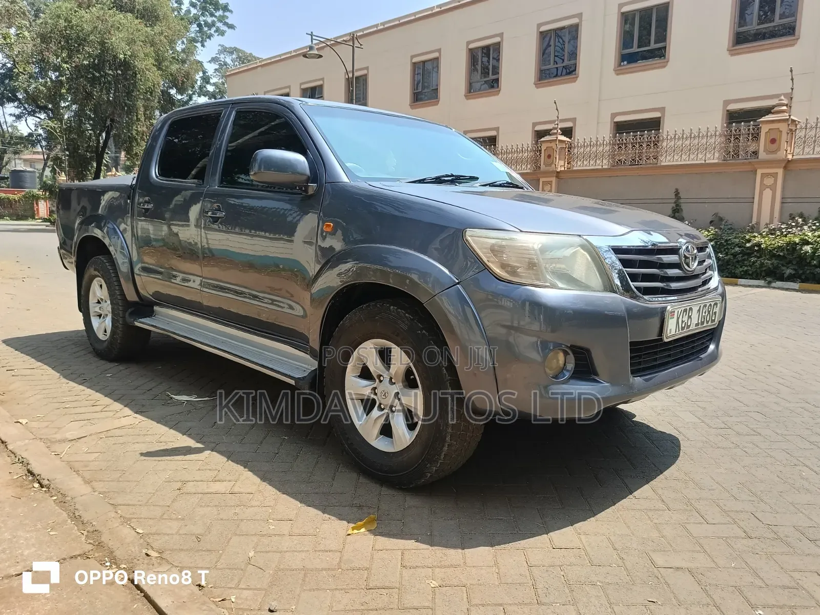 Toyota Hilux 2014 Blue