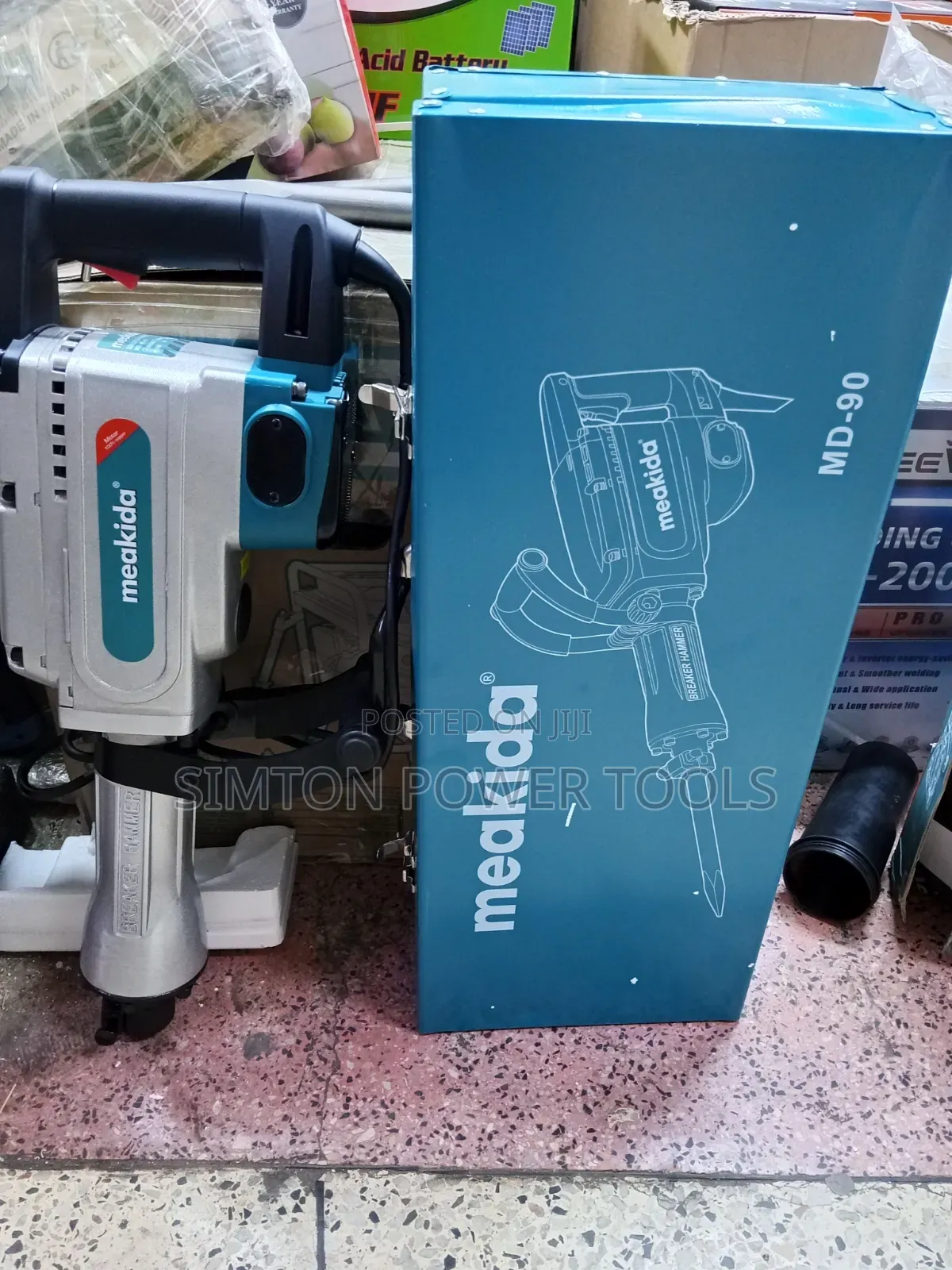 Meakida 2200W Demolition Hammer