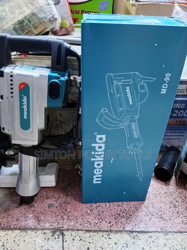 Meakida 2200W Demolition Hammer - main view
