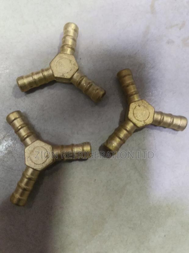 Y Gas Hose Connector - main view