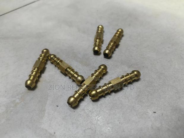 Brass Straight Joint for Hose Pipe Connectio