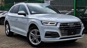 Audi Q5 2.0T Premium AWD quattro 2019 White