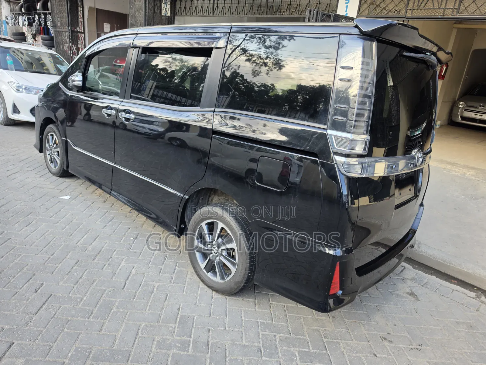 Toyota Noah 2019 Black