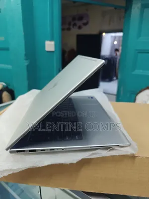 Laptop HP EliteBook 640 G11 16GB Intel Core Ultra 5 SSD 512GB