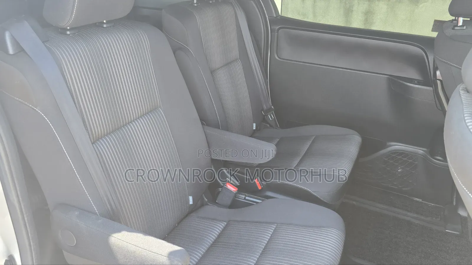 Toyota Voxy X 2WD 7-Seater 2019 White