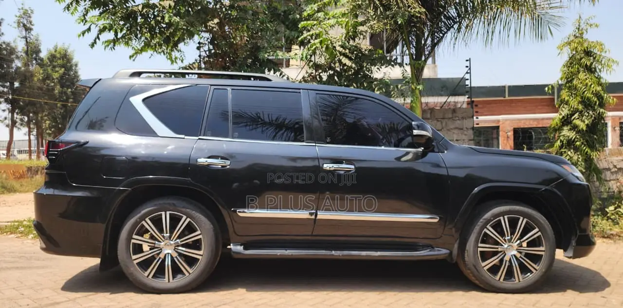 Lexus LX 2015 Black