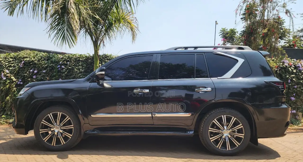 Lexus LX 2015 Black