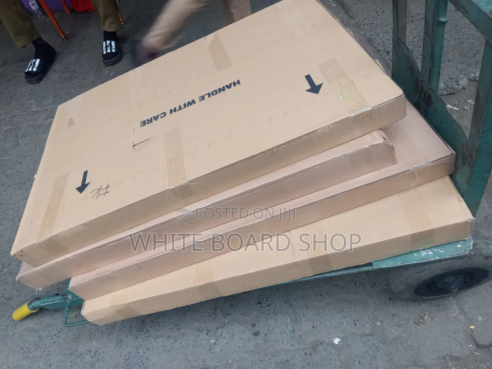 Imported Flipchart Stand 90cm X 60cm – Wholesale Supply