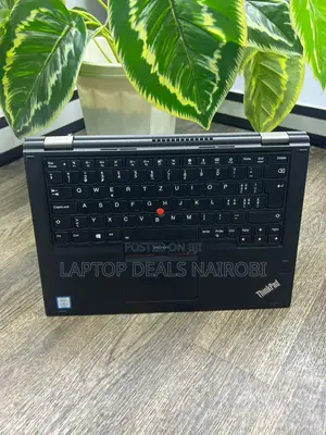 Laptop Lenovo ThinkPad X380 Yoga 4GB Intel Core i5 SSD 256GB
