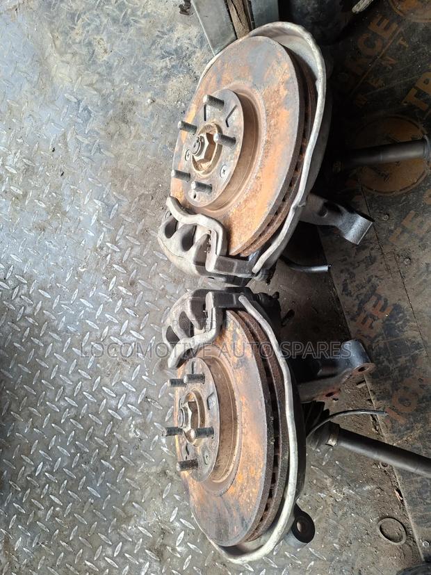 Cx7 Complete Front Hub - main view