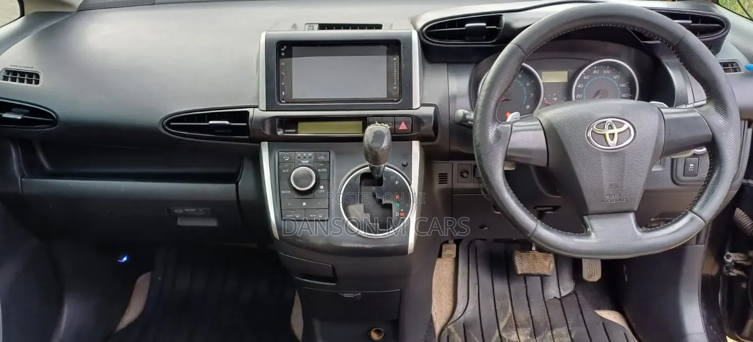 Toyota Wish 2009 Black