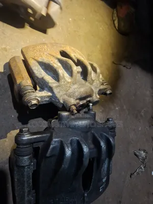 Calliper Hilux Vigo 2wd
