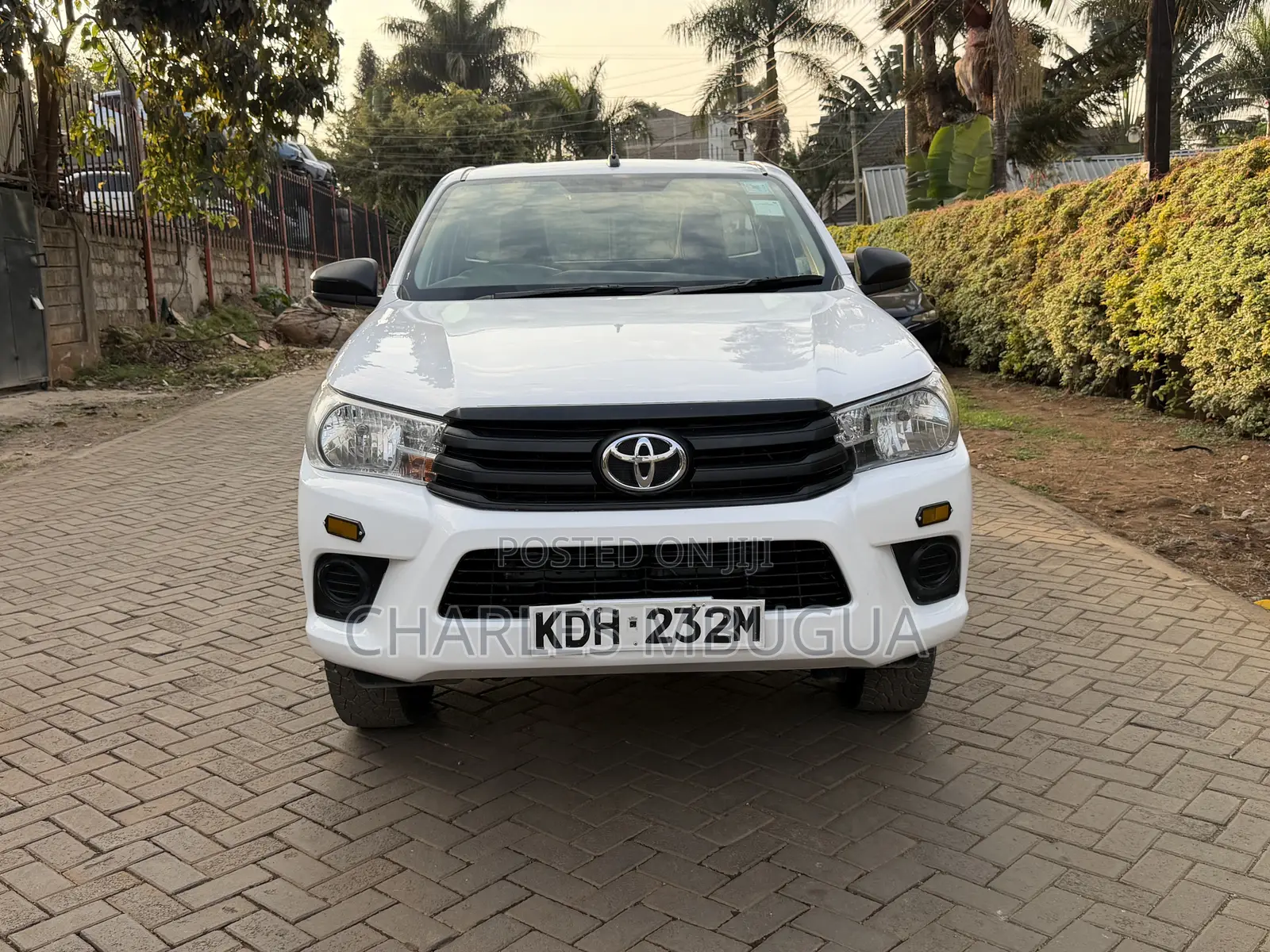 Toyota Hilux Revo Smart Cab Deisel 2.4 AWD 2021 White