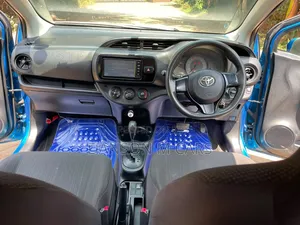 Toyota Vitz 2017 Blue