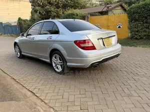 Mercedes-Benz C200 2012 Silver