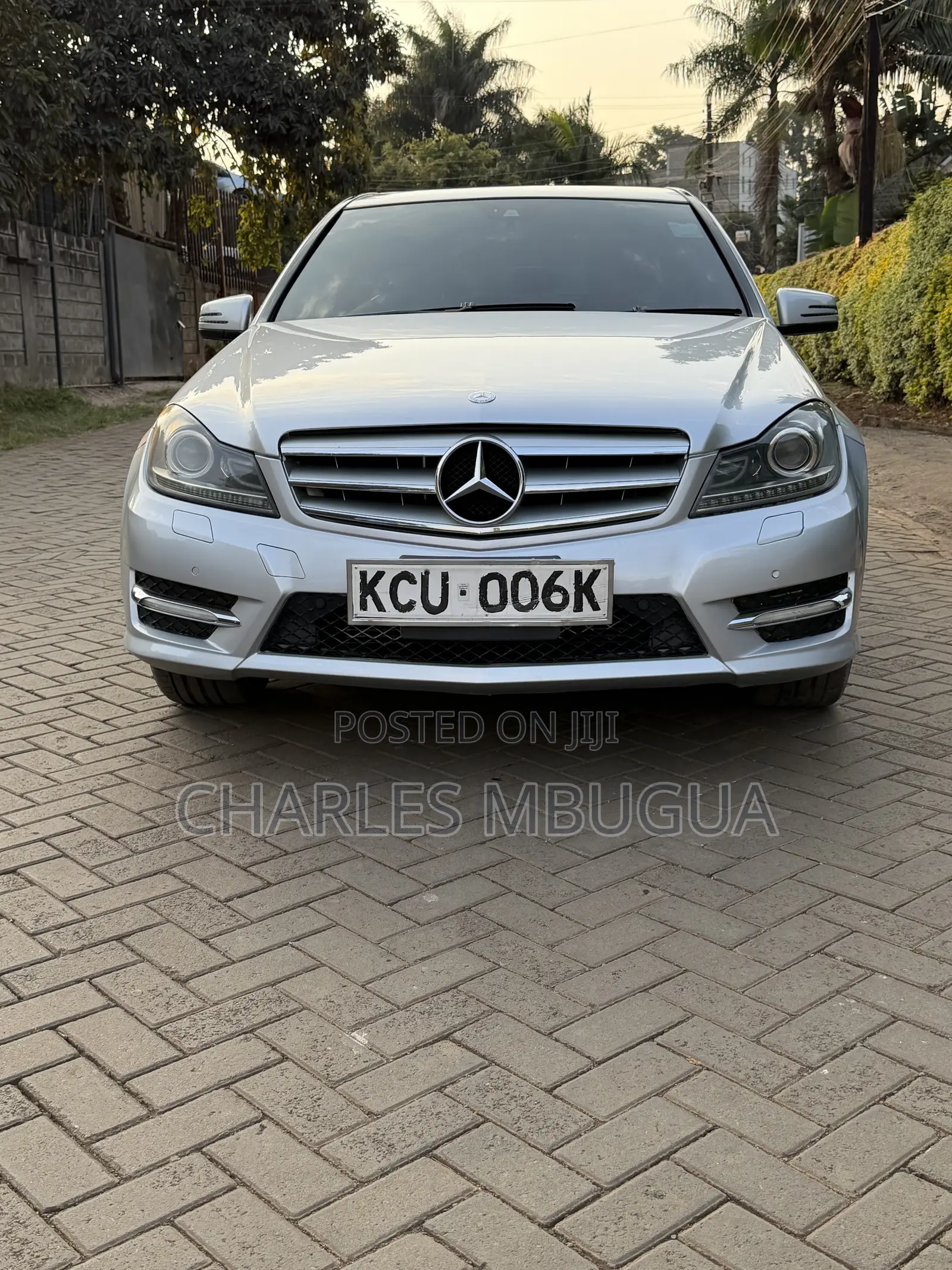 Mercedes-Benz C200 2012 Silver
