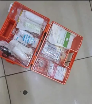 Plastic First Aid Kit Box With Medical SuppliesHome, Office Emergency