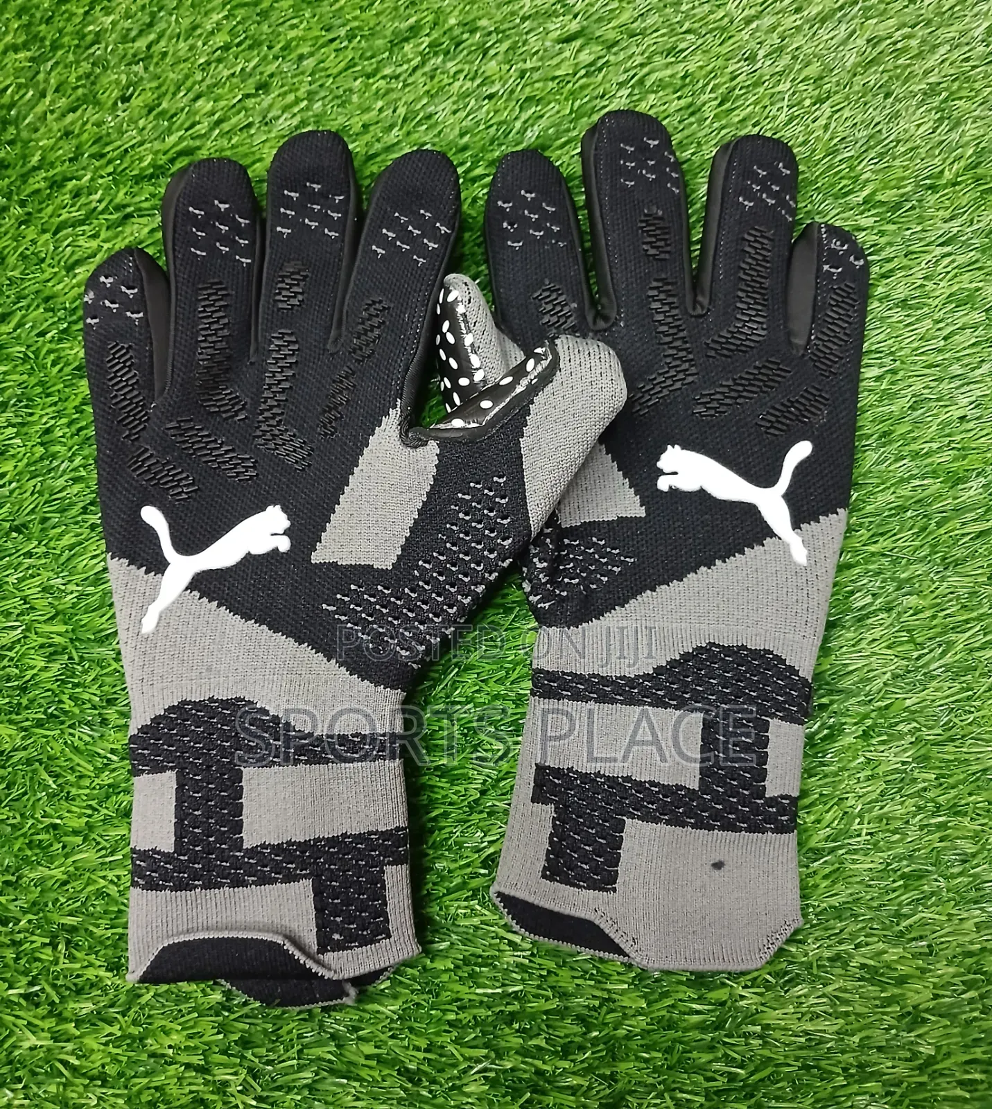 Puma Ultimate Eclipse Elite Goalkeeper Gloves