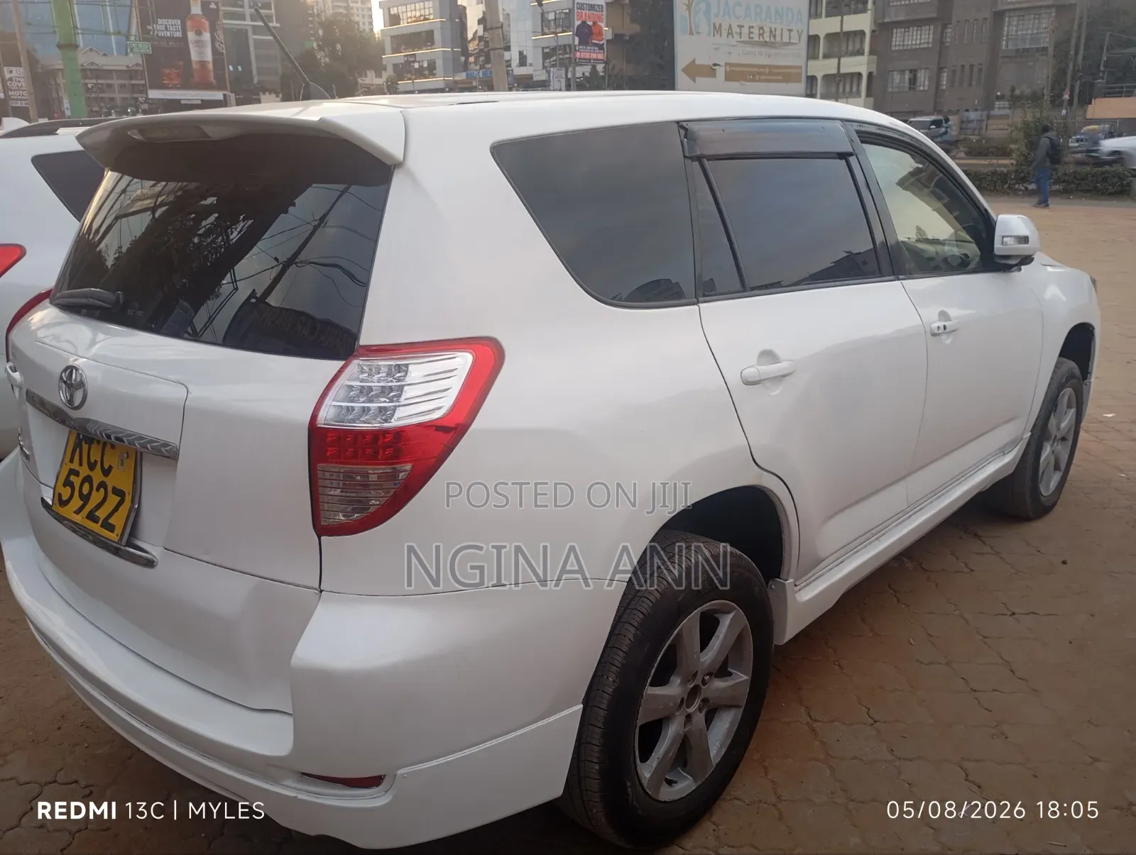 Toyota Vanguard 2008 White