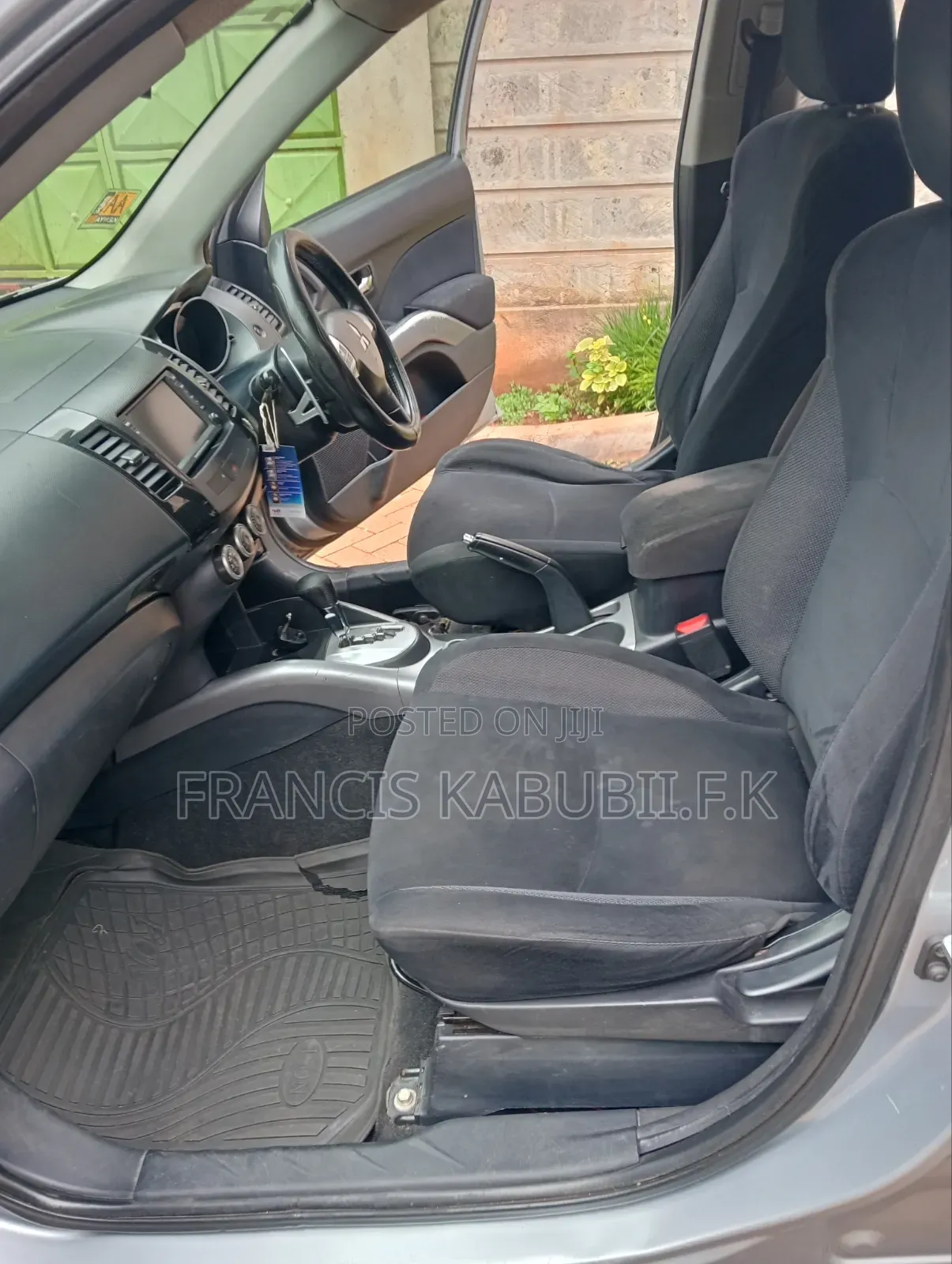 Mitsubishi Outlander 2009 Silver