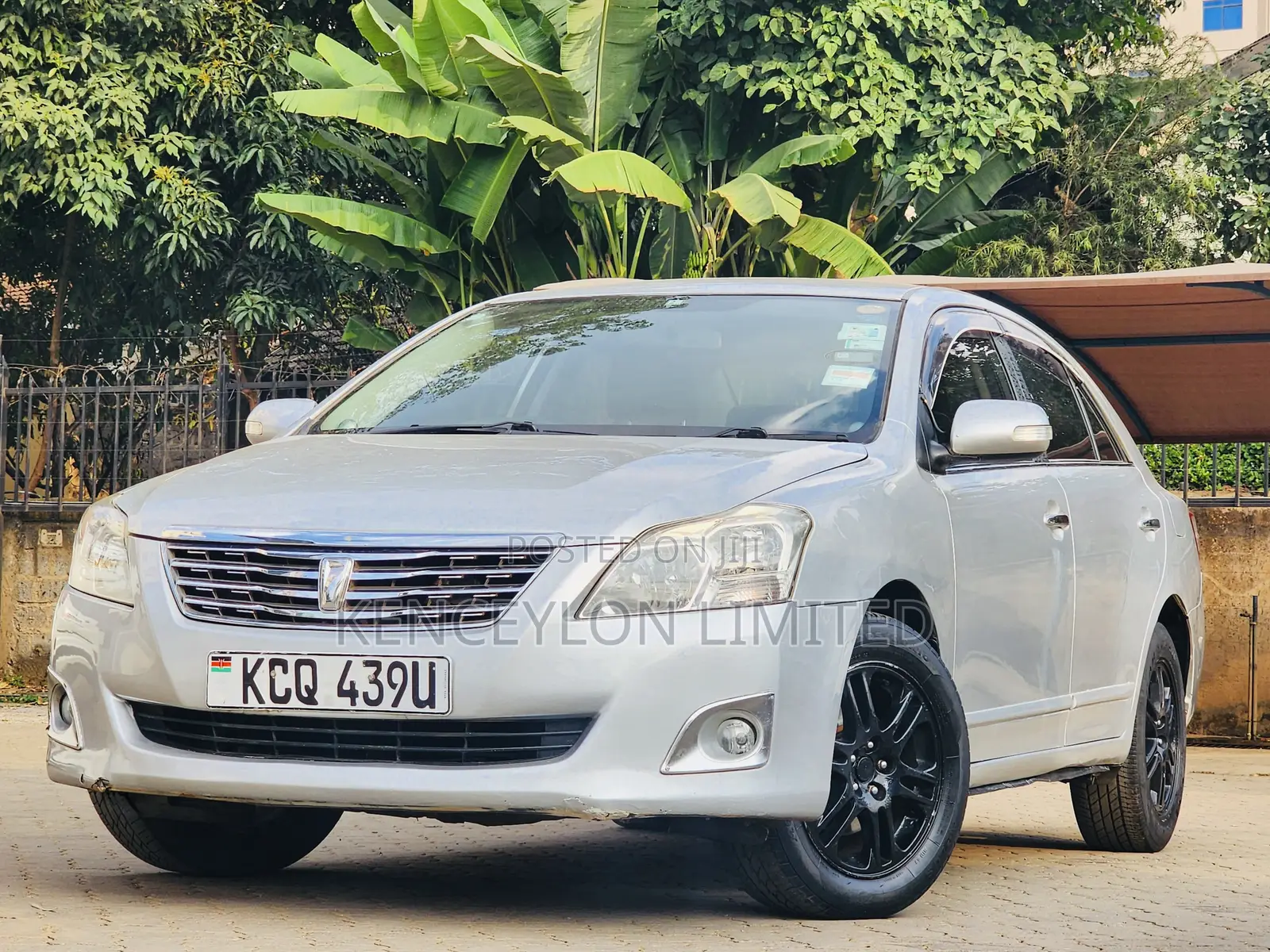 Toyota Premio 1.8 FWD 2012 Silver